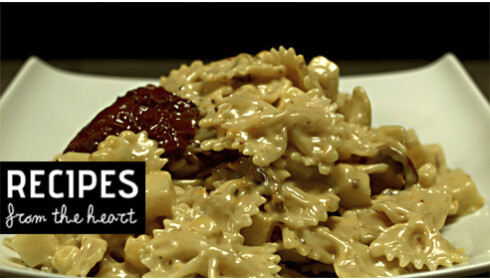 ΜΑΚΑΡΟΝΟΣΑΛΑΤΑ ΜΕ ΓΛΥΚΟ DRESSING ΠΑΠΡΙΚΑΣ